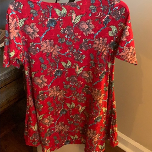 Top - Picture 3 of 5